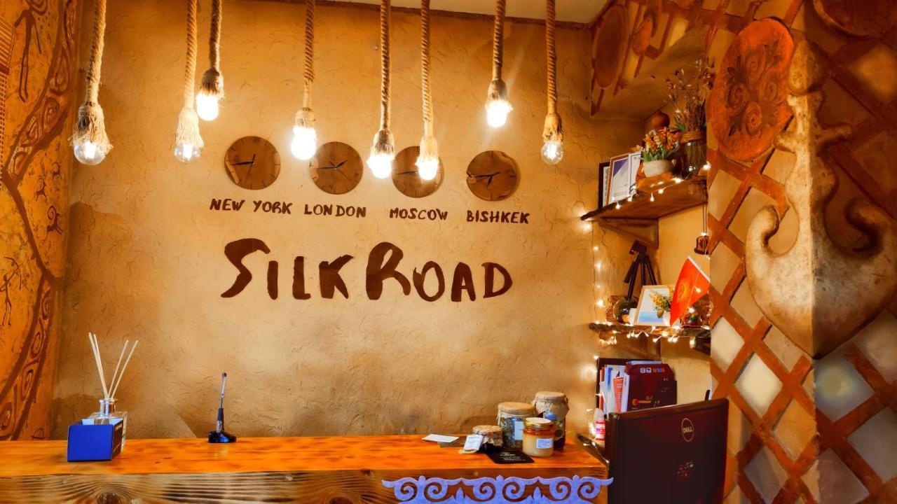 Silkroad Guesthouse Bishkek Exteriör bild